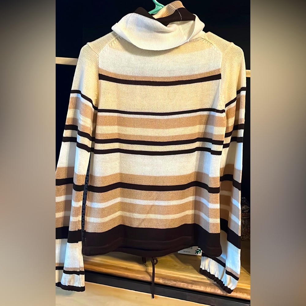 VINTAGE 1980’s Bronson Striped Skinny Fit Sweater Med. Smoke/pet free home